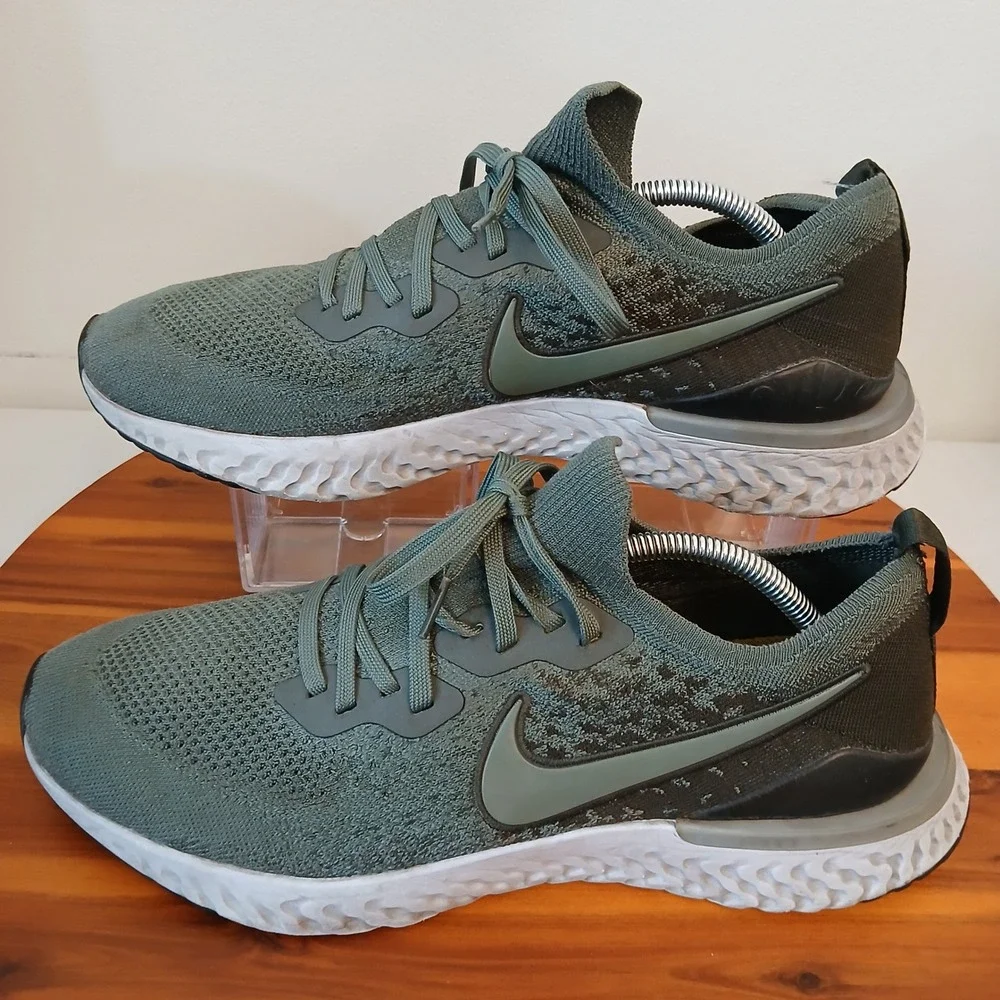 Nike Epic React Flyknit 2 Mens 13 Green Running Shoes Sneakers BQ8928-301